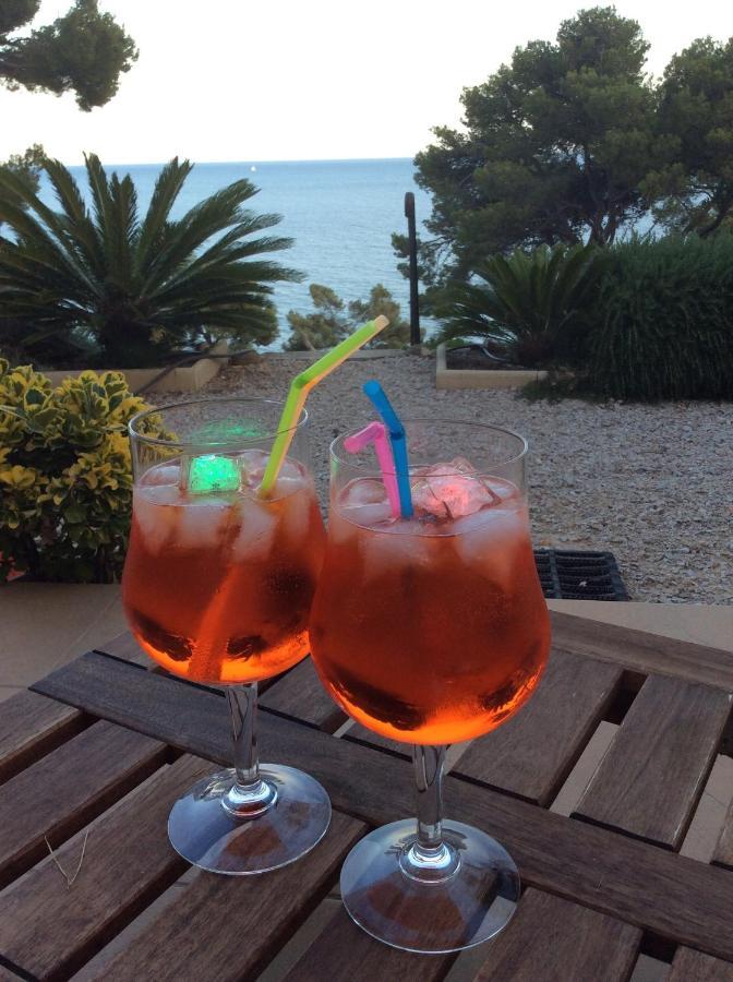 Les Bruyeres Bed and Breakfast Saint-Mandrier-sur-Mer Exterior foto